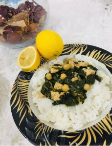 تقدم مع الأرز او لوحدها حسب الرغبة